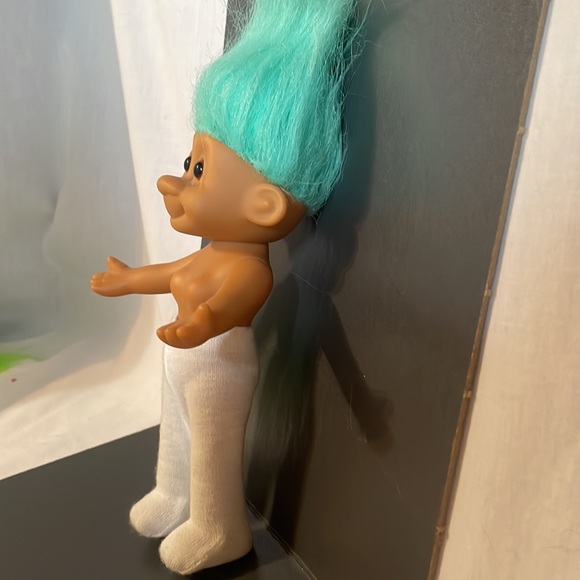 💕Russ 90”s Troll with Teal hair - Picture 6 of 6